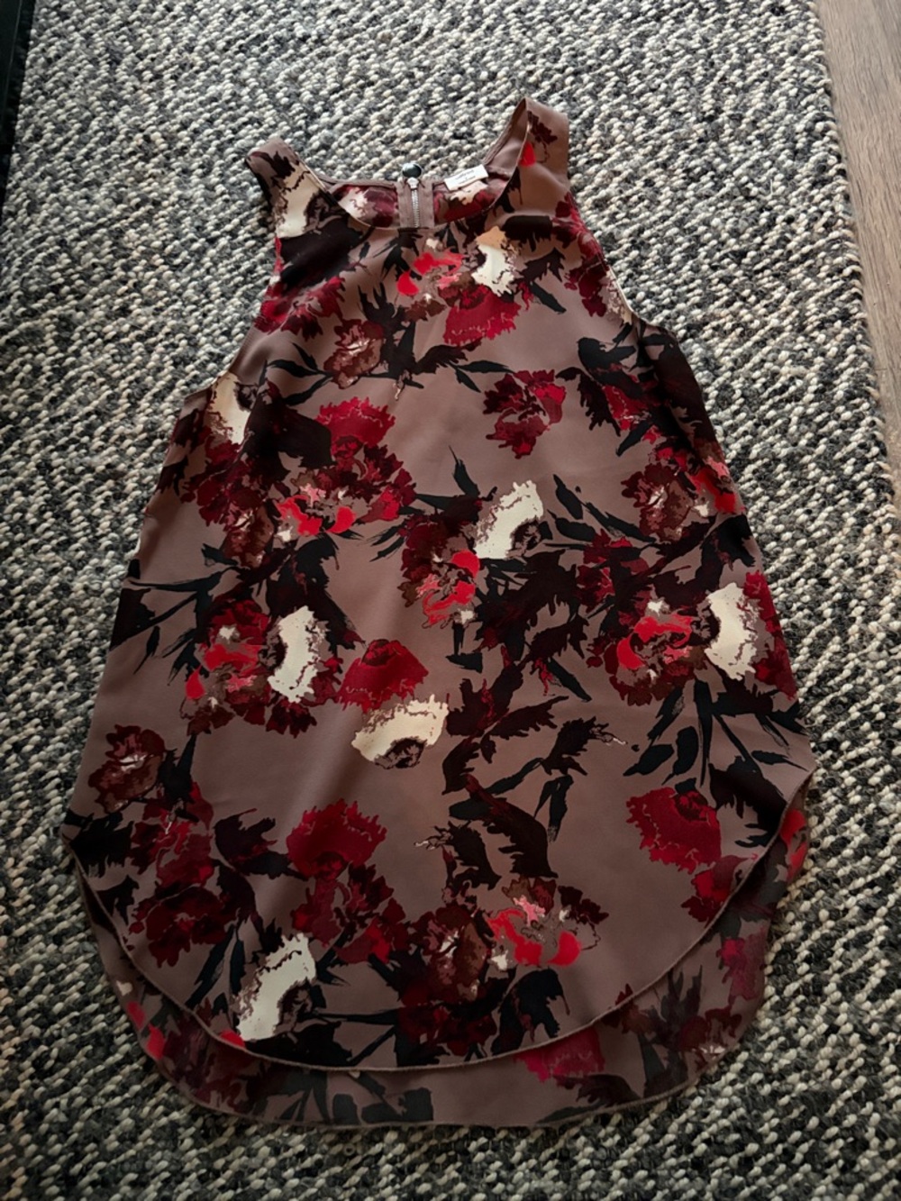 Wilfred Mauve Floral Sleeveless Top with Red & Cream Accents